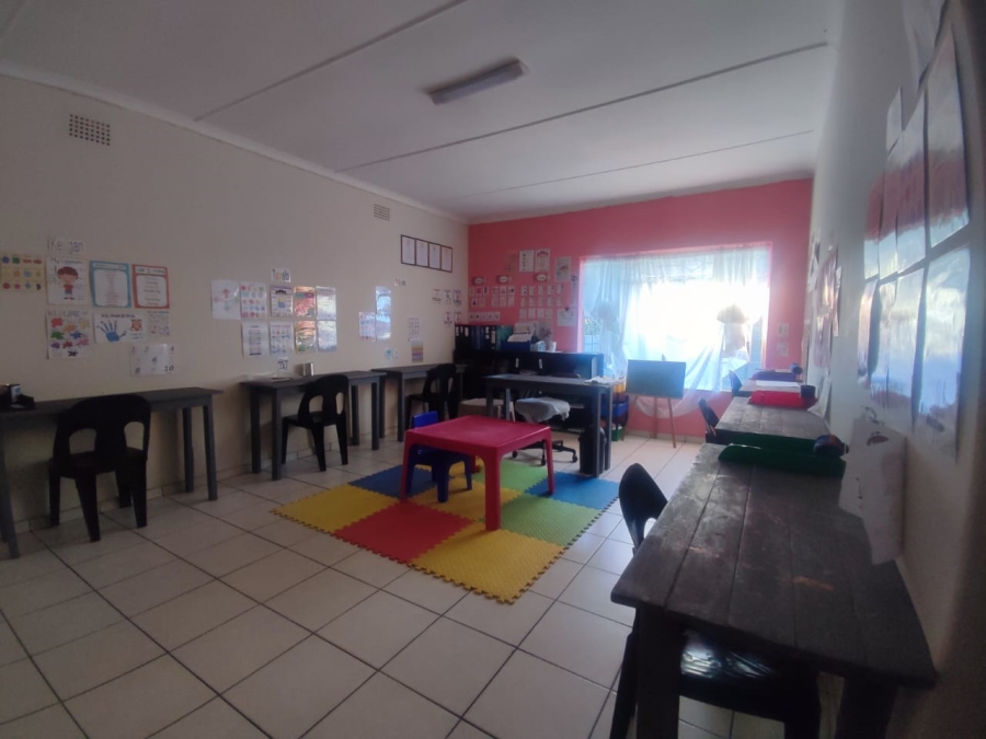 To Let 4 Bedroom Property for Rent in Protea Park North West